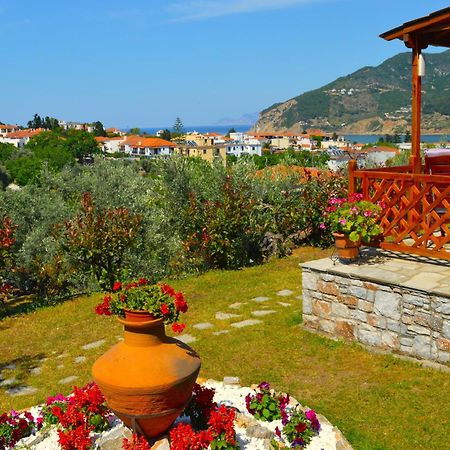 Remvi Apartments Skopelos stad Exteriör bild