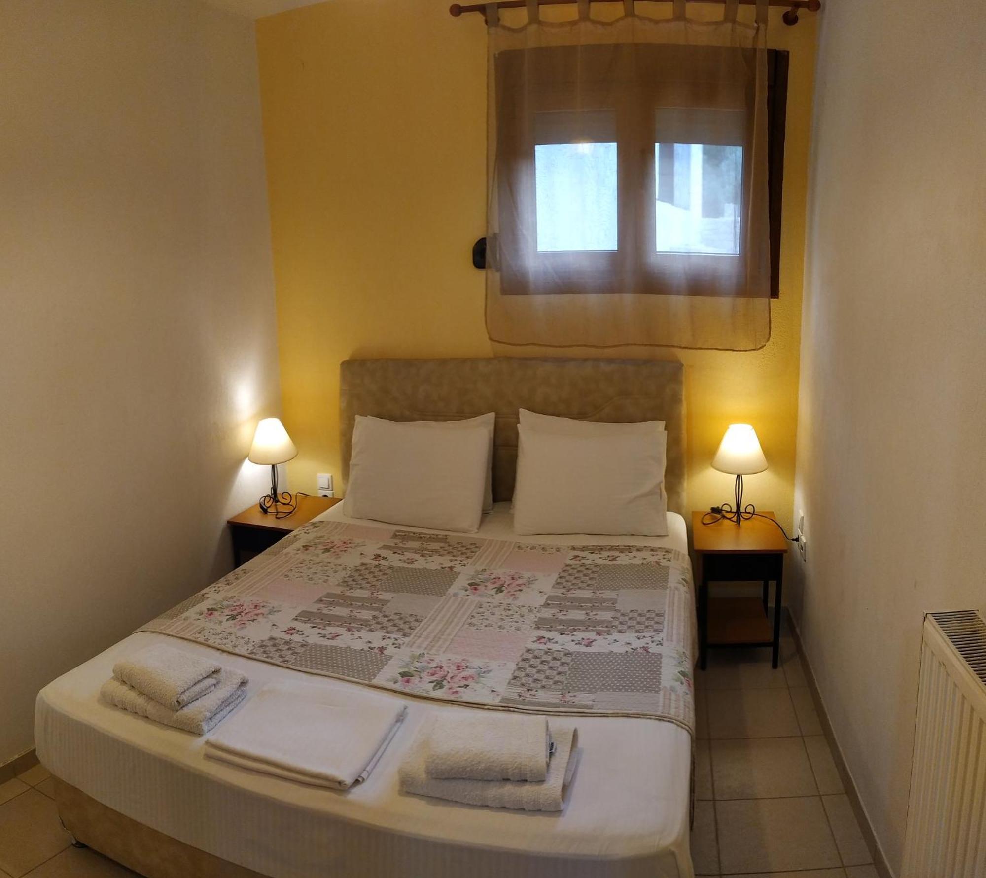 Remvi Apartments Skopelos stad Rum bild