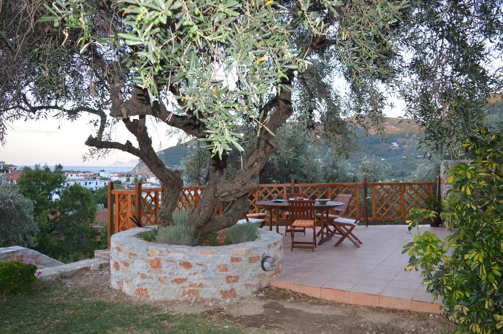 Remvi Apartments Skopelos stad Exteriör bild